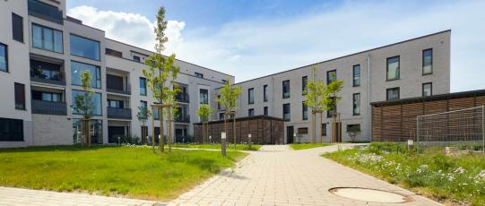 Wege im Innenhof Thiestraße